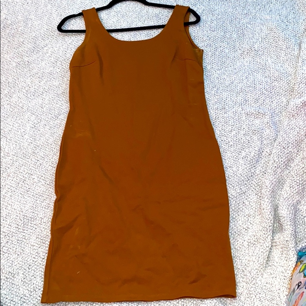 Sleeveless dress